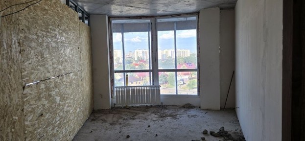Продаётся 5 комнатная квартира