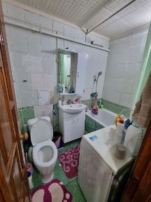 Продам квартиру спрчно связи с перездом