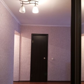 Срочно продам недорого двухкомнатную квартиру