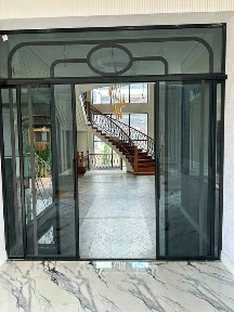 Новый дом 450 кв. м. возле школы «Тамос»