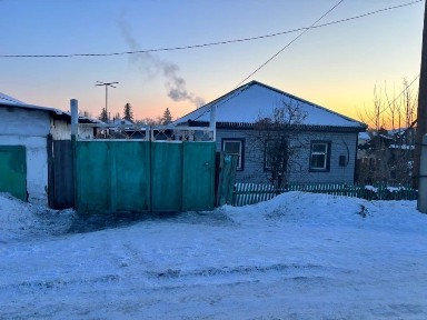 Продам уютный дом в районе рощи г Семей.