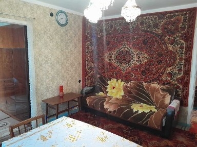 Трехкомнатная квартира, 4 мкр, 44 дом
