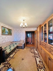 З ком квартира в кирпичном доме 1990 года 17900
