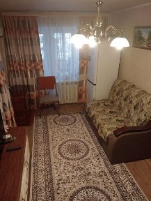 Продам 2 комнатную квартиру район казахско- французского центра