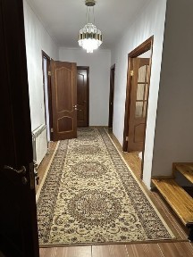 Сдам посуточно 4-5 комнатную квартиру
