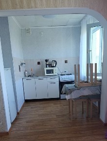 Сдаётся двухкомнатная квартира на длительный срок