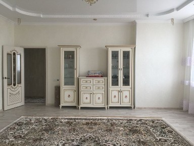 продам 2 комнатную квартиру