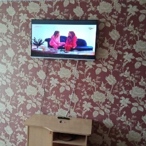 1 комн. посут, по часам в районе Акжелкен. Смарт тв. Звонить в любое время