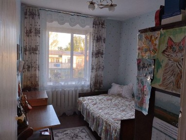 Продаю квартиру 3х комнатная 23й микрорайон. Пришахтинск.