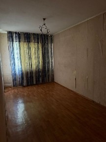 Колос продаётся 2хкомнатную квартиру