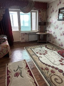 Продаётся 1 ком. кв. 12мкр. дом 1. Малосемейка не общежития.