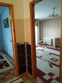 Отличная трехкомнатная квартира, для серьезных людей. Город Пакет докум.