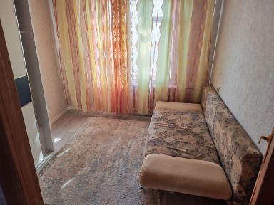 Здаëм в аренду квартиру 4 комнатною