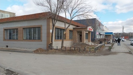 Помещение в аренду с цокольным этажом под склад