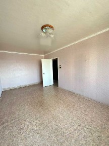 Продам 1 ком квартиру в районе СКГУ на 3 этаже!