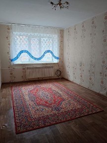 Продам квартиру полуторка 37 кв м.