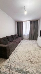 Продам 3 комнатную квартиру в мкр Бирлик Айман ИмпериЯ