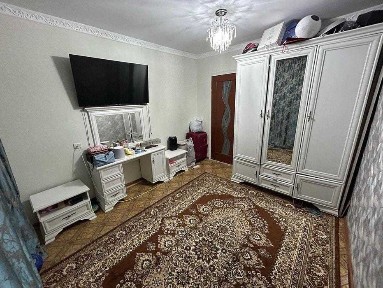 Продается 4 комнатная квартира на 11ом микрорайоне по горячей цене