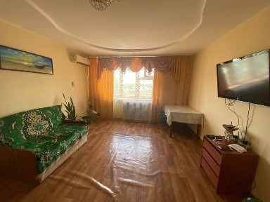 Продам 3х комнатную квартиру в центре Уральска