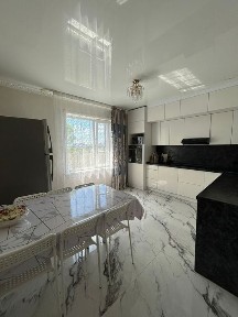 Сдается коттедж в Боровом (Бурабай). 200м2, рядом лес, озера.