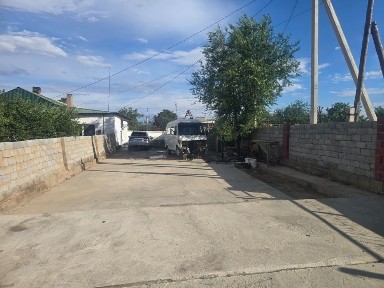 Срочна ШПЗ да барачныйдың ортасындағы үй сатылады