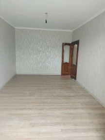 3 комн. в мкр. Отырар 105 сер 4/5 этаж Заезжай и живи!
