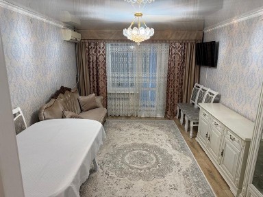 Продам трехкомнатную квартиру