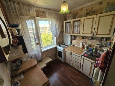 Срочно продаётся 3-комнатная квартира в центре
