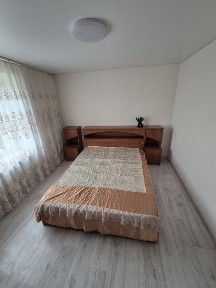 Продаётся отличная 2х-комнатная квартира по адресу Ауэзова 24