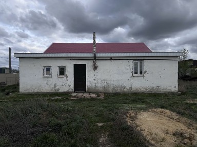 СРОЧНО ПРОДАМ ДОМ, требуется ремонт, окончательная цена 10 млн тенге.