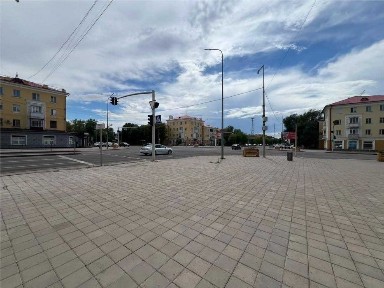 Продаю коммерцию по Абая 240 кв. м. цоколь, с ремонтом
