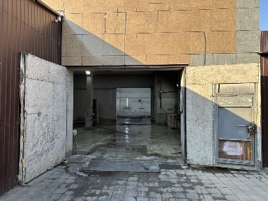 Сдается в аренду просторный бокс 170 кв. м