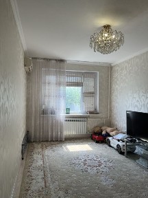 Продам 4х комн квартира