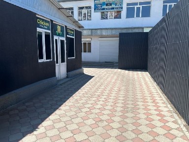 Продаются 2 коммерческих здания с действующим арендным бизнесом