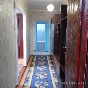 Продам трехкомнатную квартиру, срочно