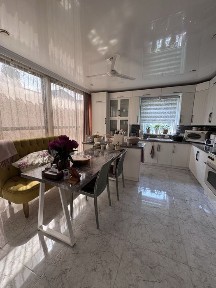 Продам большой дом с садом 12 соток