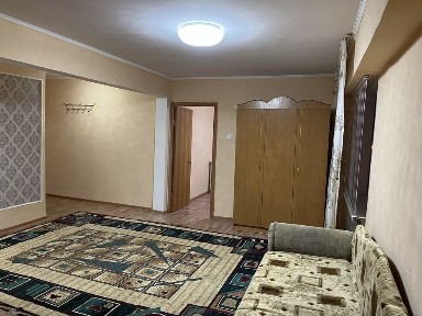 Продаю 2 ком квартиру рынок автостанция