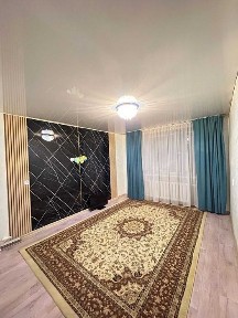Продам малосемейку Всеволода Иванова 81