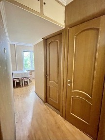 Сдам на длительный срок уютную 2-х ком. квартиру в центре Алматы