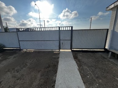 Продам дом с 10 соток, 2 комнат