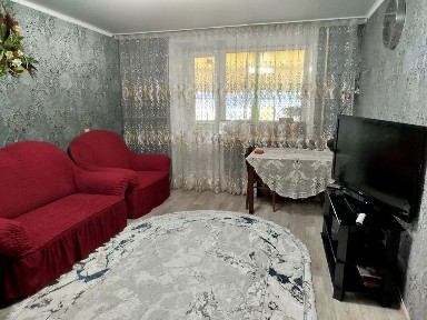 Улица С. Нурмагамбетова 120. Продам уютную 4х. комнатную квартиру.