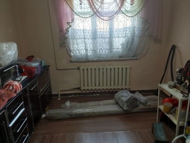 Уй сатылады мнгоэтажкадан мкр