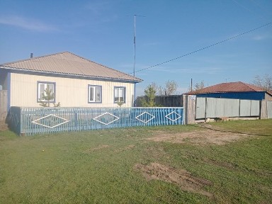 Продам дом в с. Новопокровка
