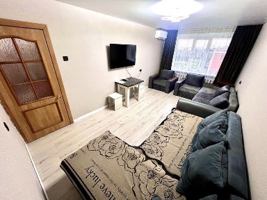 Трехкомнатная квартира в центре по Сутюшева Достык молл Dostyk