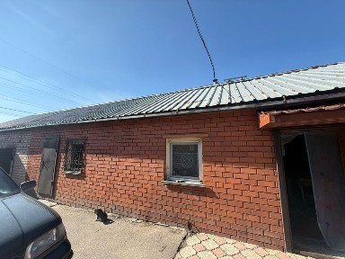 Отдельно стоящий дом район завода Кирова 220 кв. м.