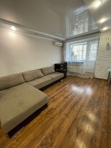 Продам 1 комнатную квартиру район Центр