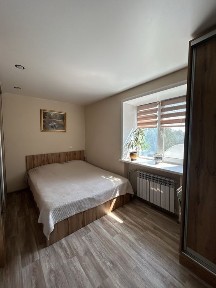Продам евро-полуторку с кухней-гостиной в районе Крылова