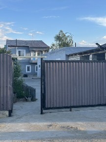 Кульсары каласы 9шы ауылдан кол жага жагынан 2кы катарлы уй сатылады
