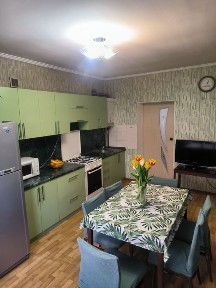 Дом продаю, 5-комнат, 7 соток