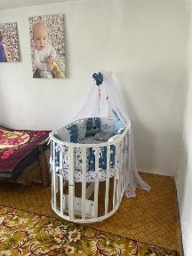 Продам дом. состояние среднее. есть дом. телефон